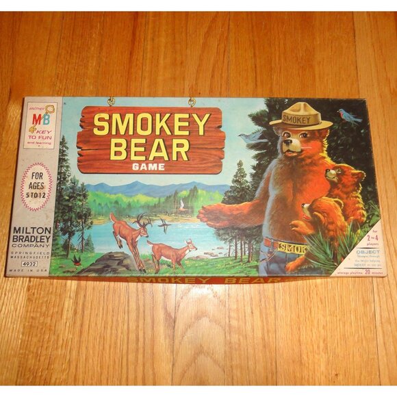 Vintage Smokey Bear Board Game 1968 Milton Bradley - Picture 1 of 11